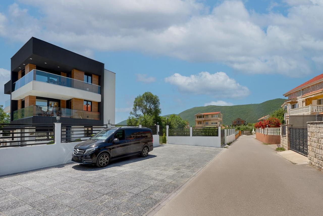 Georgiy Lux Apartments Lastva Grbaljska Exterior photo