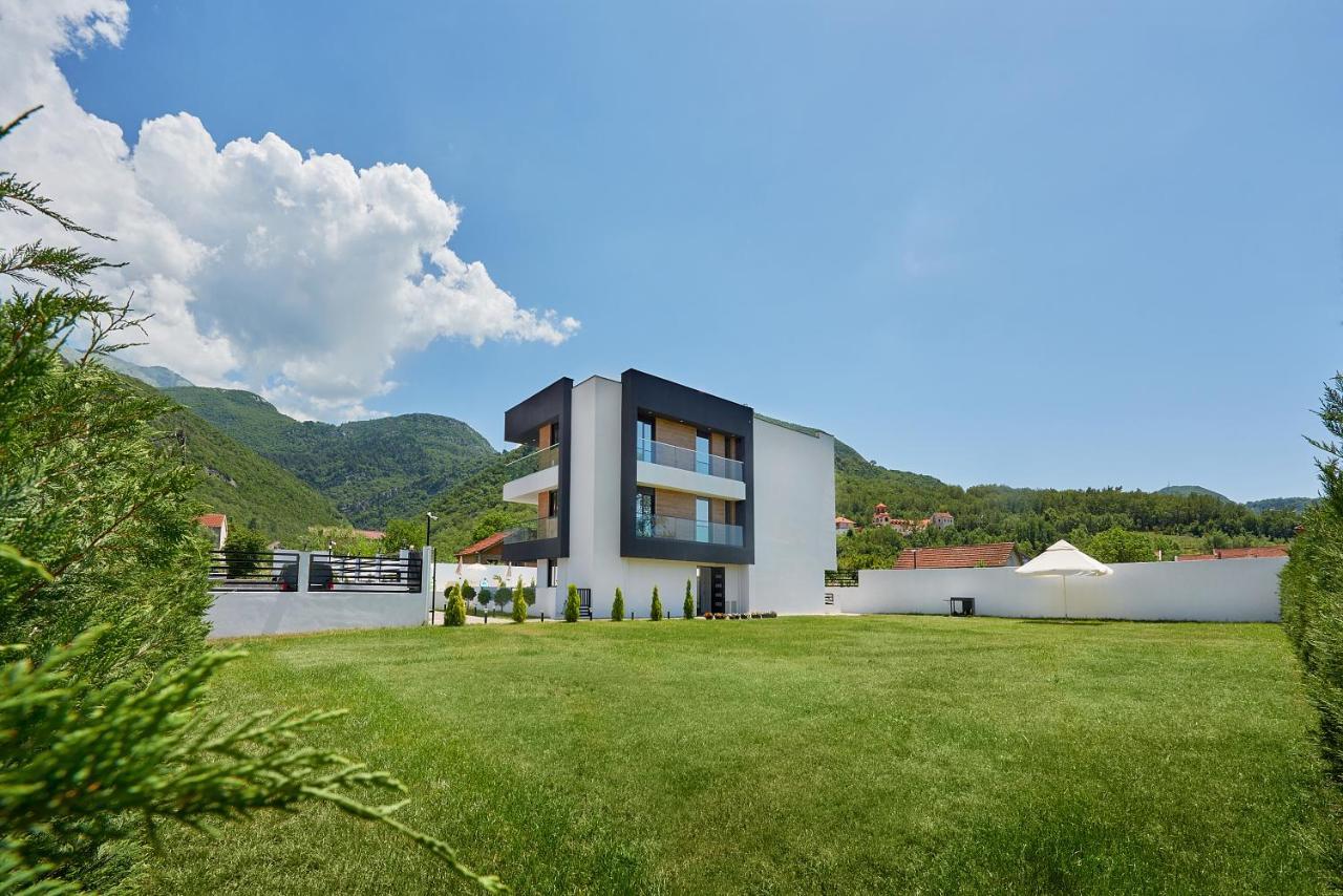 Georgiy Lux Apartments Lastva Grbaljska Exterior photo