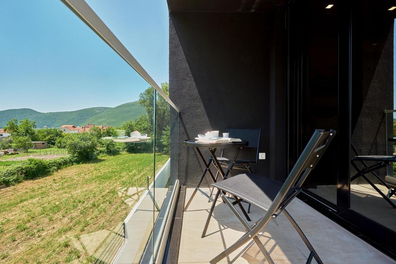 Georgiy Lux Apartments Lastva Grbaljska Exterior photo